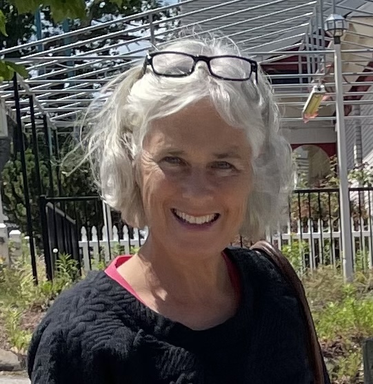 about-emily-robertson